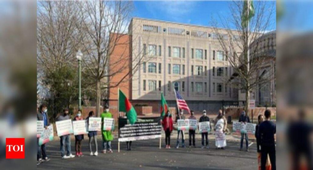 Protest outside Pak mission in Washington, demonstrators demand apology for 1971 Bangladesh genocide - Times of India