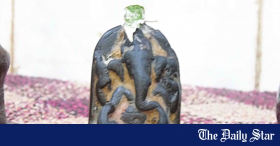 Travel back in time with old sculptures Travel back in time with old sculptures
