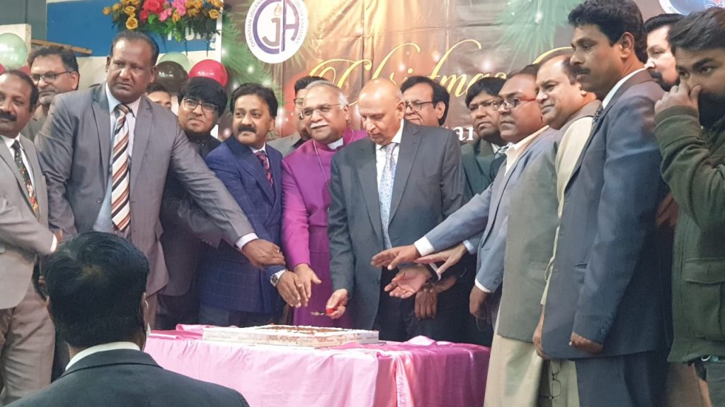 Govt, church laud launch of Christian journalist body