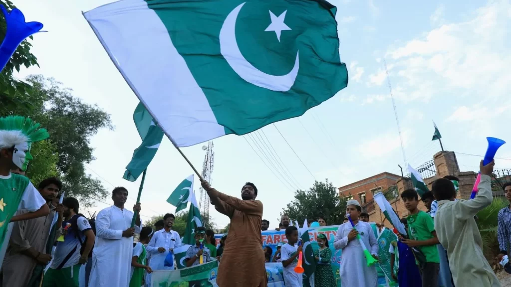 Hindu Bizman’s Murder in Pak Latest in Atrocities on Minorities. A Look at Neighbour’s Persecution Record Hindu Bizman's Murder in Pak Latest in Atrocities on Minorities. A Look at Neighbour's Persecution Record