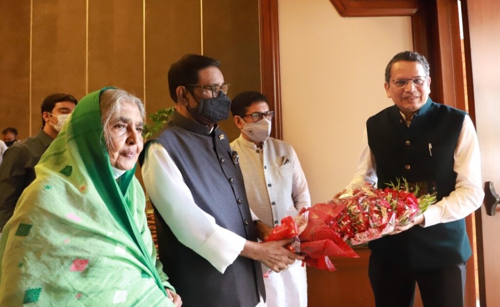 Bangladesh: Awami League delegation meets BJP Foreign Affairs In-charge in Dhaka - NewsOnAIR -